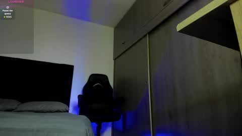 Snapshot of male_pussy chatting on April 2026 04:59:02 PM ADAM online show from April 2026 04:59:02 PM