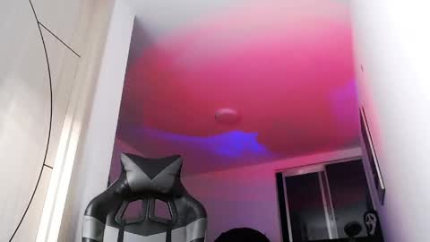 Snapshot of malek_xarx chatting on May 2026 11:57:02 PM malek_xarx online show from May 2026 11:57:02 PM