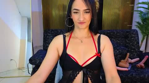 malen_fitnessmilf online show from March 2026 04:13:02 PM