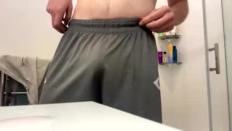 maleprovider online show from February 2026 02:54:01 AM