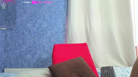 Snapshot of malia_foox chatting on June 2026 06:01:01 PM Malia foox online show from June 2026 06:01:01 PM