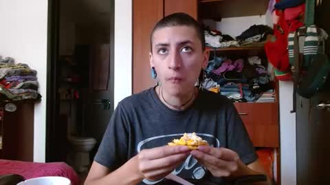 Snapshot of malitamuymal22 chatting on February 2026 04:03:02 PM Malita online show from February 2026 04:03:02 PM