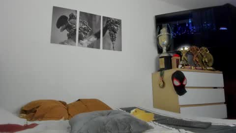 malkongarcia online show from March 2026 10:03:01 PM