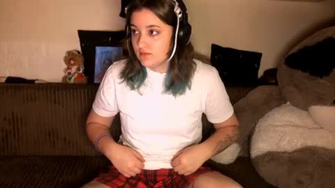 Snapshot of malliedains chatting on July 2026 08:45:02 AM malliedains online show from July 2026 08:45:02 AM