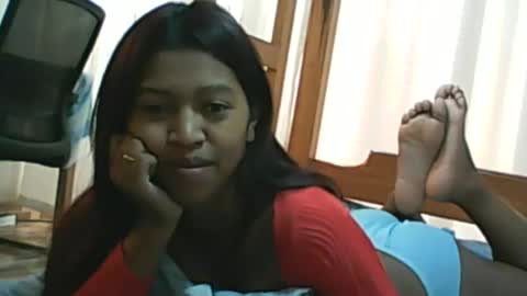 Snapshot of malluna4 chatting on June 2026 01:32:02 PM Malluna online show from June 2026 01:32:02 PM