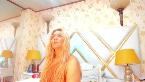 Snapshot of malorysweet chatting on December 2024 03:30:02 PM MalorySweet online show from December 2024 03:30:02 PM