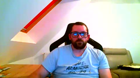 breton online show from December 2024 10:59:02 PM