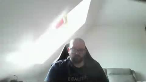 Snapshot of malou2927 chatting on June 2026 08:05:02 AM breton online show from June 2026 08:05:02 AM