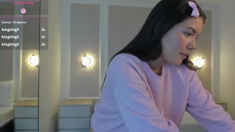 M A L U online show from October 2025 02:47:02 AM