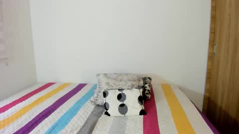 instagram  nueela   online show from March 2026 07:20:01 PM