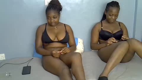 mama_pussie online show from November 2025 12:51:01 PM