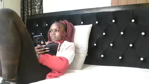 mamaa online show from September 2025 05:01:02 PM