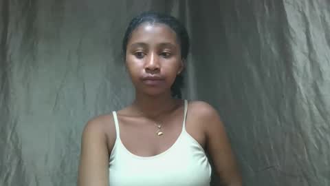 mamieriela online show from April 2026 05:30:02 PM