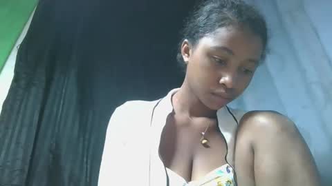 mamieriela online show from April 2026 08:35:01 AM