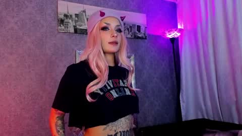 Snapshot of mamushka_ chatting on April 2026 07:56:02 PM online show from April 2026 07:56:02 PM