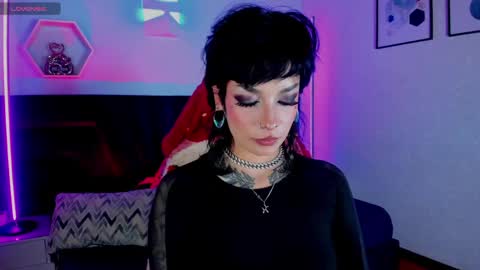 Snapshot of mamushka_ chatting on May 2026 08:14:02 PM online show from May 2026 08:14:02 PM