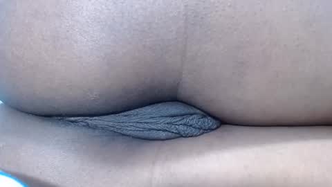 Snapshot of mamy02 chatting on February 2025 11:51:02 AM cristal online show from February 2025 11:51:02 AM