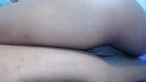 Snapshot of mamy02 chatting on February 2025 01:17:02 PM cristal online show from February 2025 01:17:02 PM