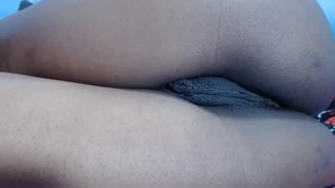 Snapshot of mamy02 chatting on February 2025 08:17:02 AM cristal online show from February 2025 08:17:02 AM