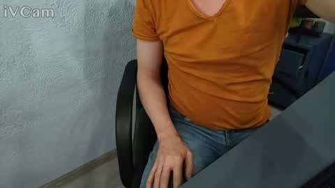 Snapshot of man_liketostroke chatting on June 2026 10:07:01 AM Al online show from June 2026 10:07:01 AM