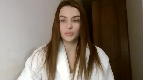 MandiBrooks online show from November 2025 03:16:01 PM