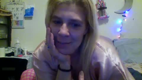 mindy22 online show from February 2025 02:06:02 AM