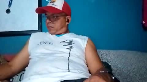 mandrilo7379 online show from April 2026 08:51:02 AM