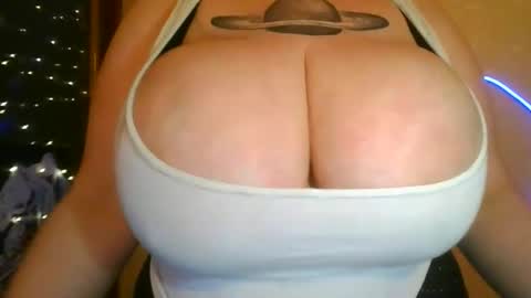 Snapshot of mandy_belcher chatting on June 2026 05:07:01 PM Mandy online show from June 2026 05:07:01 PM