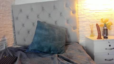 Snapshot of mandyminx66 chatting on December 2024 11:24:01 PM Mandy Val online show from December 2024 11:24:01 PM