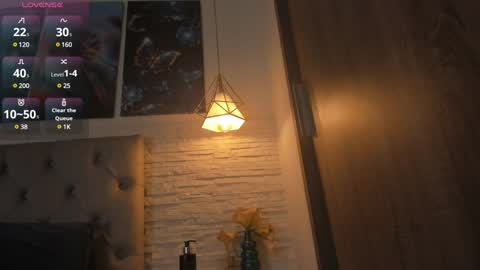 Snapshot of mandyminx66 chatting on December 2024 11:39:01 PM Mandy Val online show from December 2024 11:39:01 PM