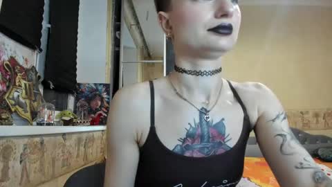 Snapshot of mandyshine chatting on April 2026 04:39:01 PM Mandy online show from April 2026 04:39:01 PM
