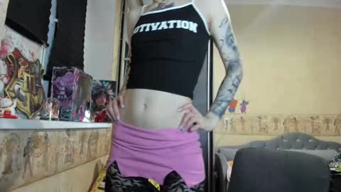 Snapshot of mandyshine chatting on May 2026 06:01:01 PM Mandy online show from May 2026 06:01:01 PM