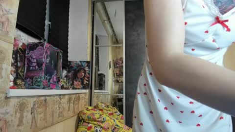 Snapshot of mandyshine chatting on May 2026 05:42:01 PM Mandy online show from May 2026 05:42:01 PM