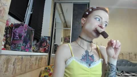 Snapshot of mandyshine chatting on May 2026 05:09:02 PM Mandy online show from May 2026 05:09:02 PM