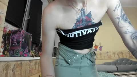 Snapshot of mandyshine chatting on May 2026 04:35:01 PM Mandy online show from May 2026 04:35:01 PM
