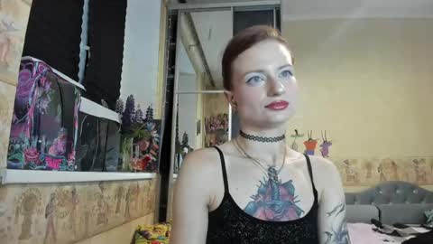 Snapshot of mandyshine chatting on May 2026 06:05:02 PM Mandy online show from May 2026 06:05:02 PM