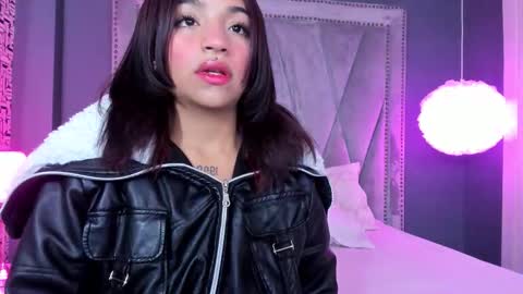 manelyk_evanss online show from January 2026 01:37:02 PM