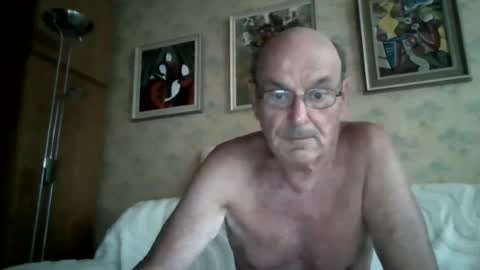 manes5858 online show from June 2026 04:21:02 PM