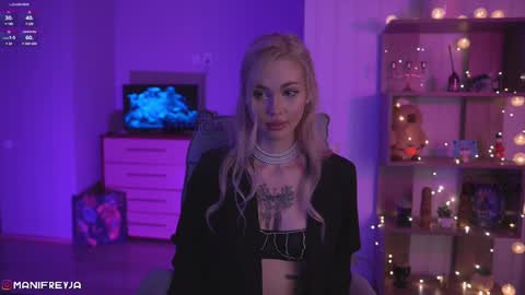 Snapshot of manifreyja chatting on February 2025 10:00:01 PM Amelie online show from February 2025 10:00:01 PM