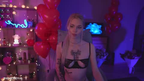 Snapshot of manifreyja chatting on February 2025 12:41:01 AM Amelie online show from February 2025 12:41:01 AM