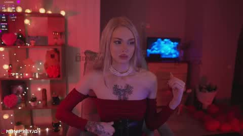 Snapshot of manifreyja chatting on March 2025 07:25:01 PM Amelie online show from March 2025 07:25:01 PM