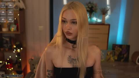 Amelie online show from April 2026 06:08:02 PM