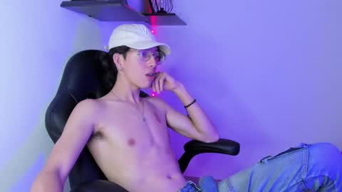 Snapshot of manu_vera8 chatting on February 2025 02:29:01 AM Manuel online show from February 2025 02:29:01 AM