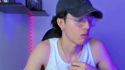 Snapshot of manu_vera8 chatting on February 2025 07:56:02 PM Manuel online show from February 2025 07:56:02 PM