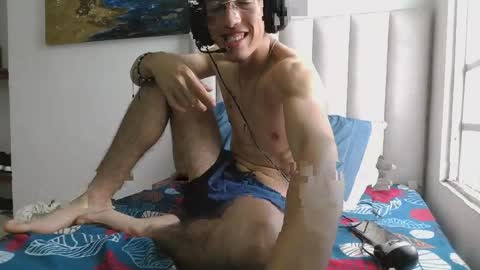 Manuel online show from April 2026 08:35:02 PM