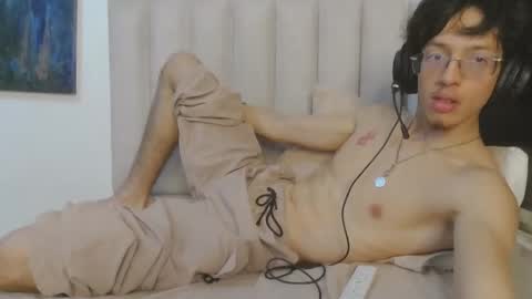 Manuel online show from May 2026 04:26:02 PM