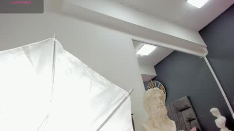 Snapshot of manuel_rivero chatting on March 2026 03:45:02 AM Manuel Rivero online show from March 2026 03:45:02 AM