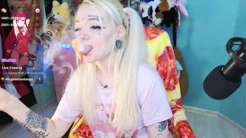 Manuela online show from January 2025 10:34:01 PM