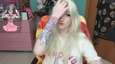 Snapshot of manuela_unicorn chatting on June 2026 03:07:02 PM Manuela online show from June 2026 03:07:02 PM