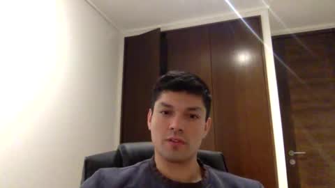 manuelgasdcon online show from November 2025 01:48:01 AM